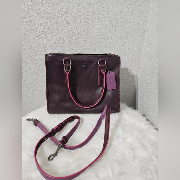 Coach Carryall Bag - Picture 2 of 14